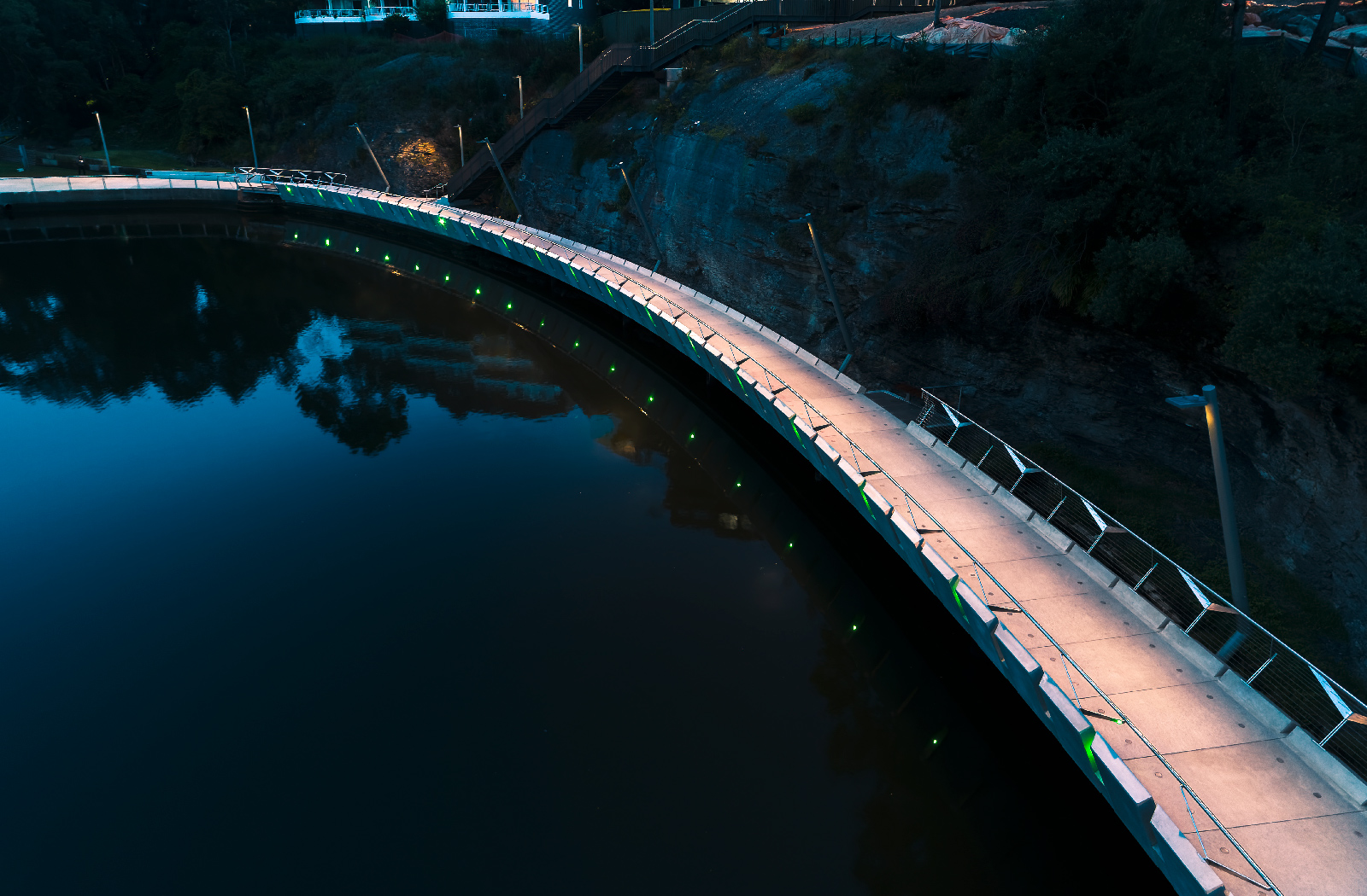 Parramatta Escarpment Boardwalk - Urban infrastructure cycleway by McGregor Westlake Architecture