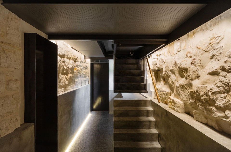 Wine Cave - single dwelling interior fit-out in Woollahra by McGregor Westlake Architecture