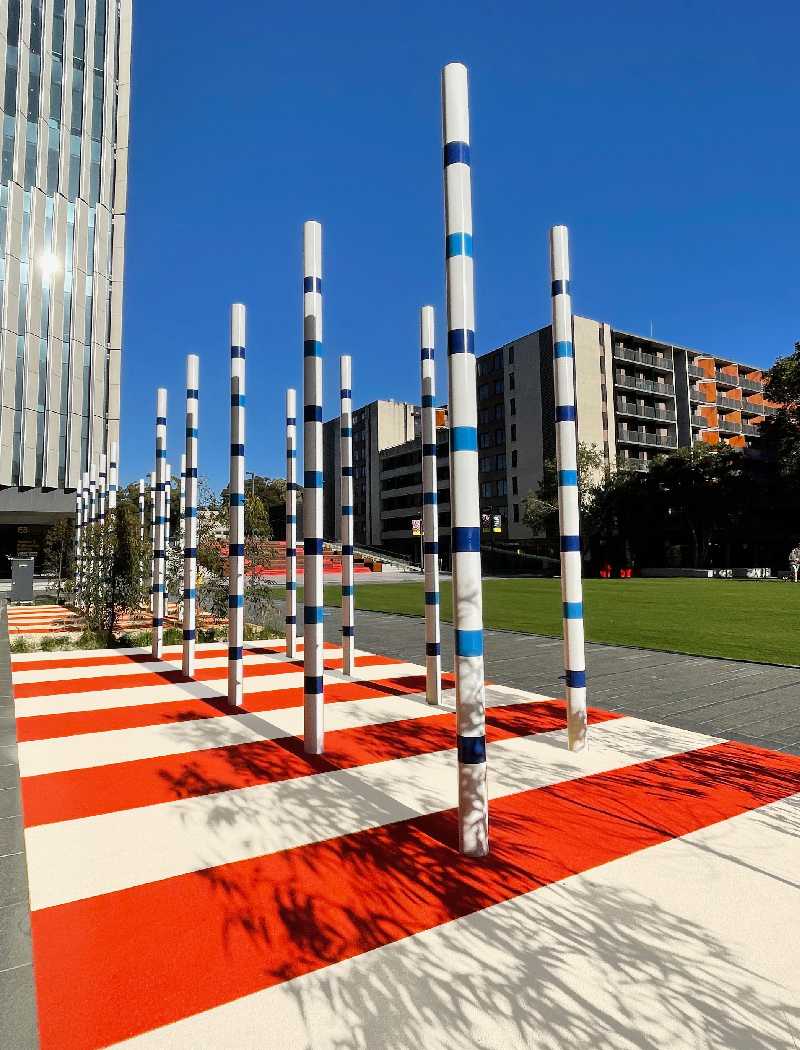 UNSW Alumni Park Upgrade, Vertical Elements