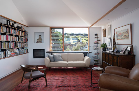 Clovelly House